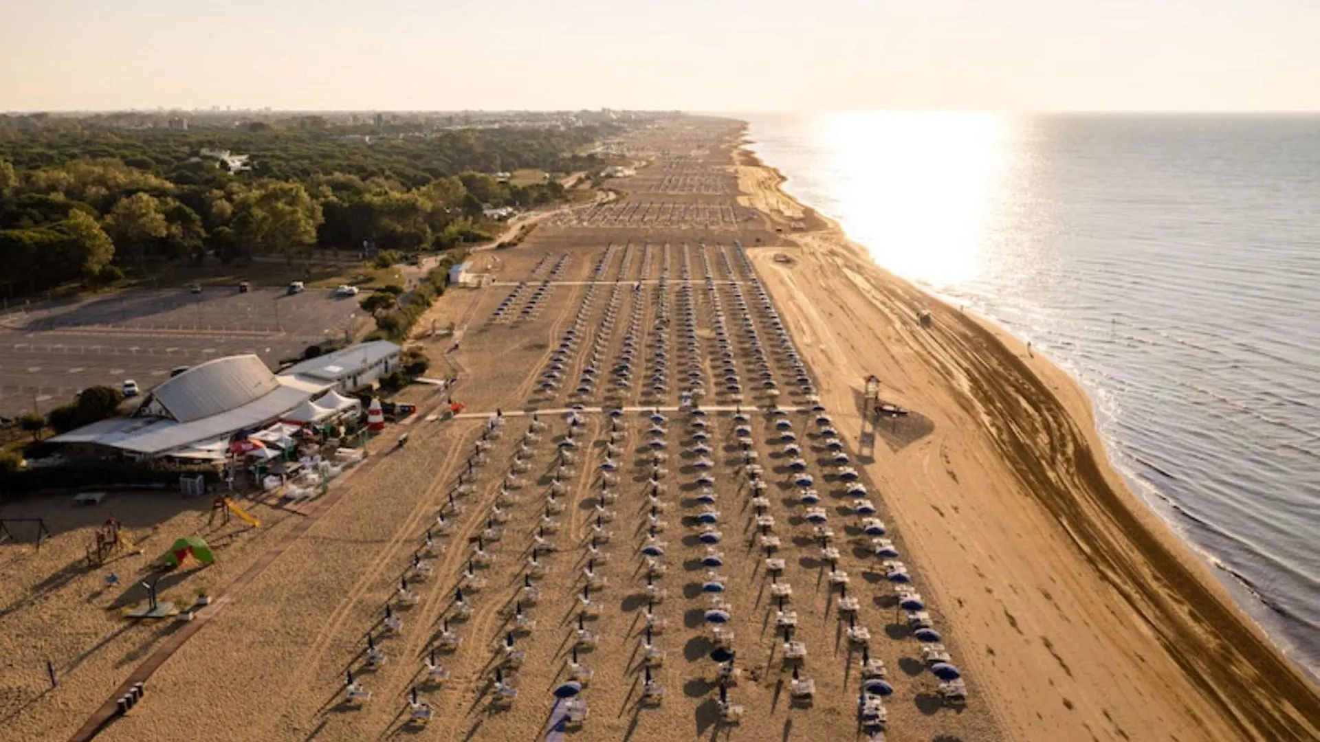 Modern Studio Apartment With Seaview Balcony Bibione