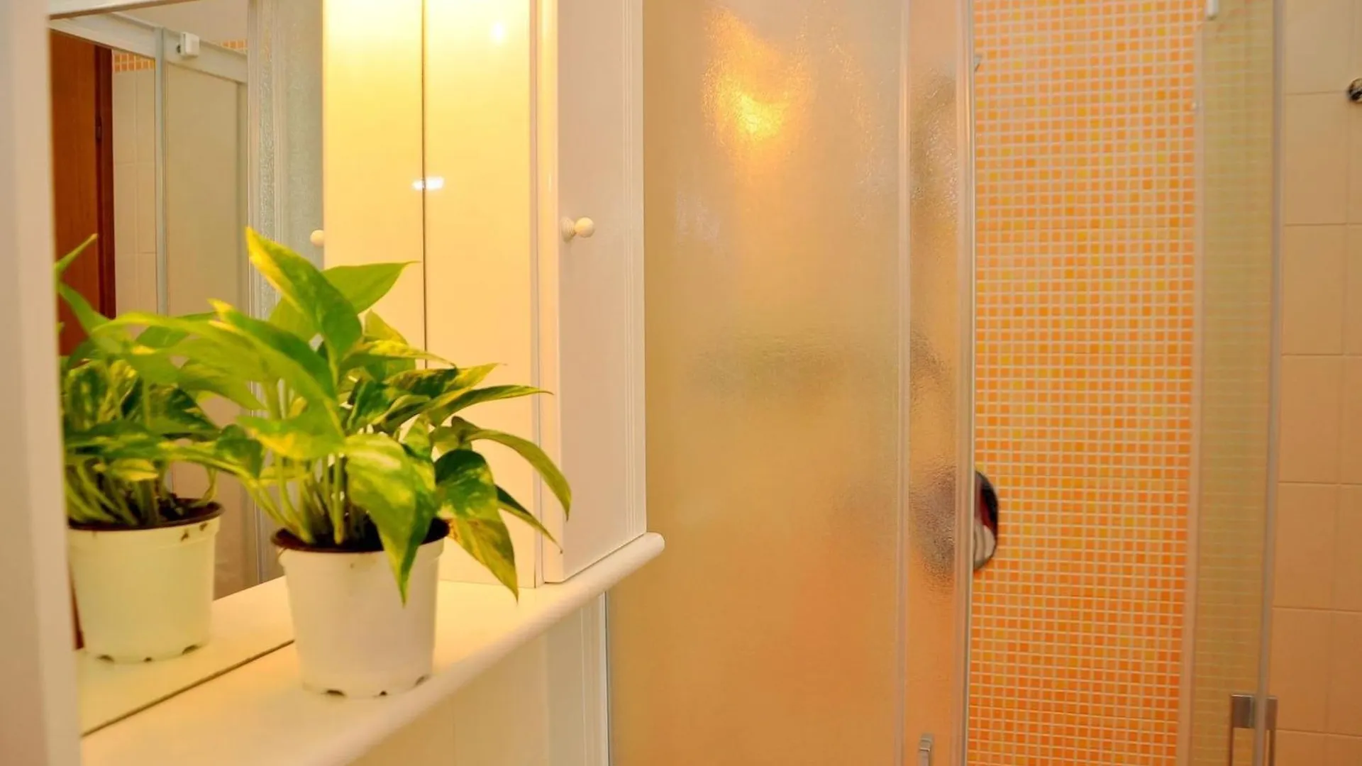 Modern Studio Apartment With Seaview Balcony Bibione 0*,